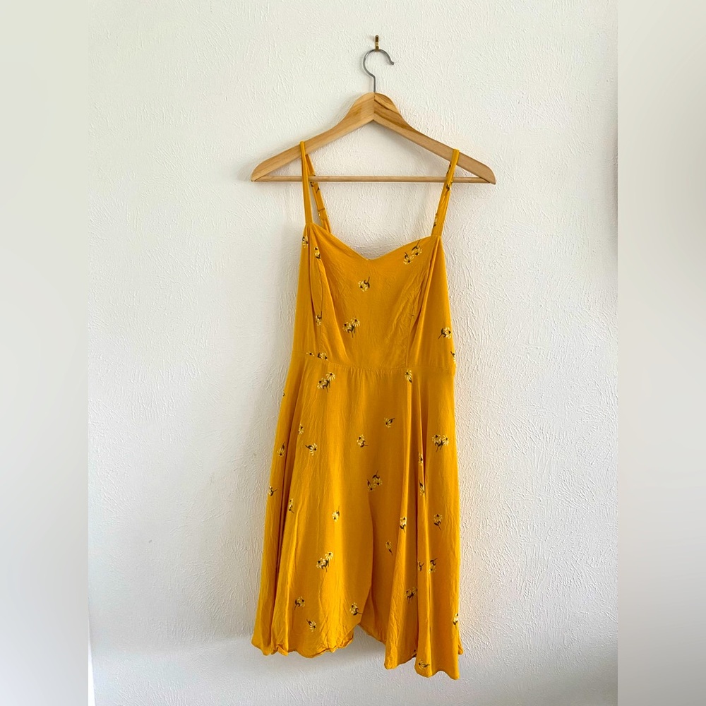 Old Navy yellow dress.